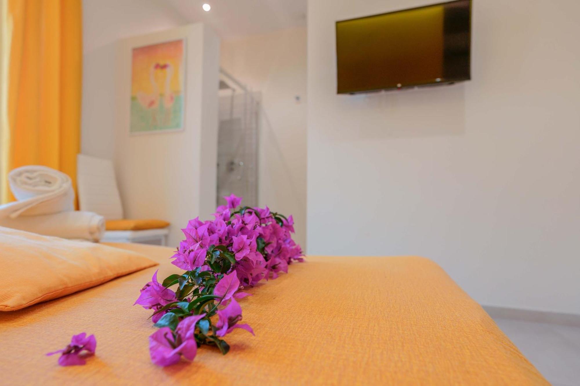 Insula B&B Кальярі Номер фото