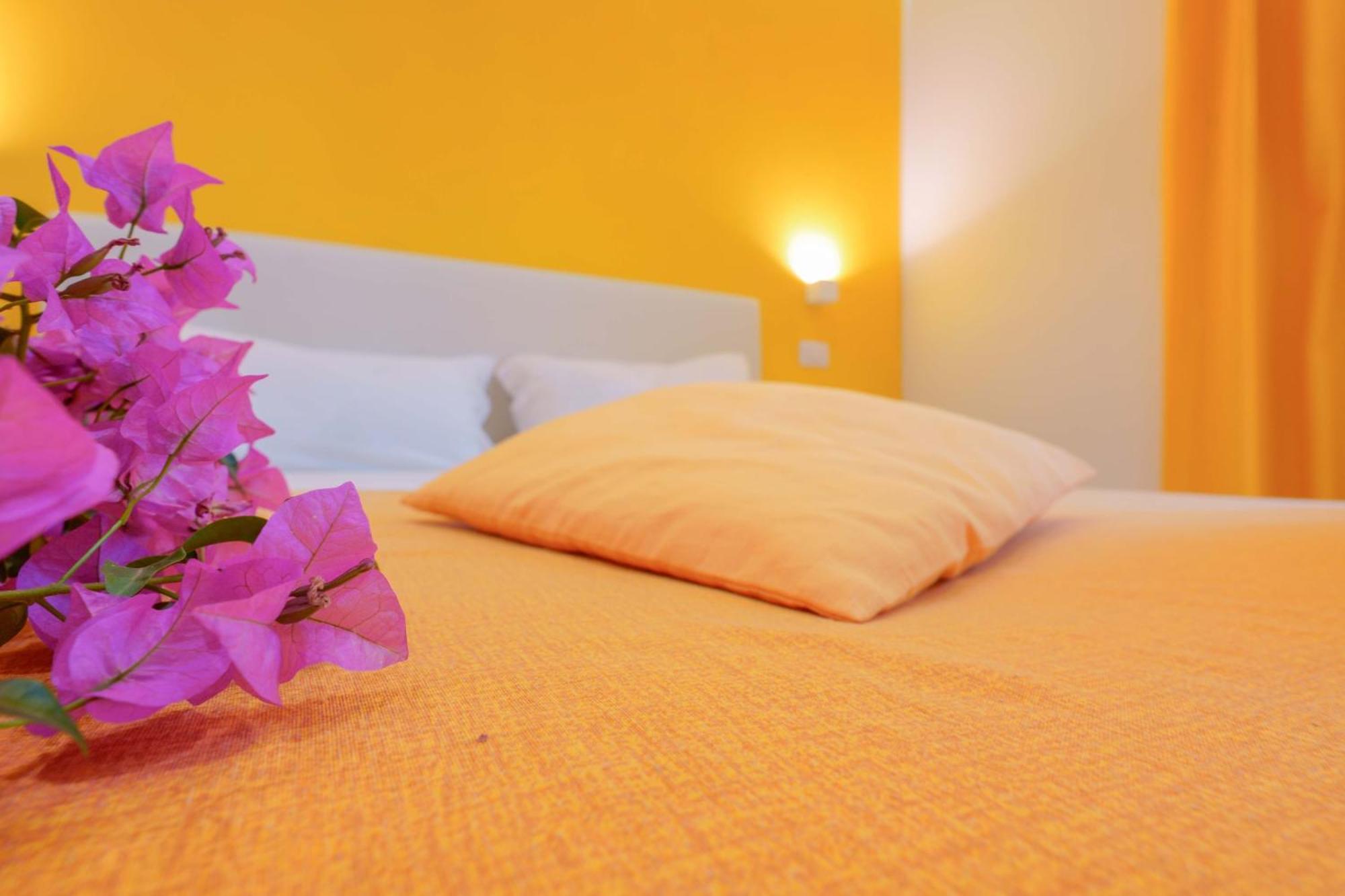 Insula B&B Кальярі Номер фото